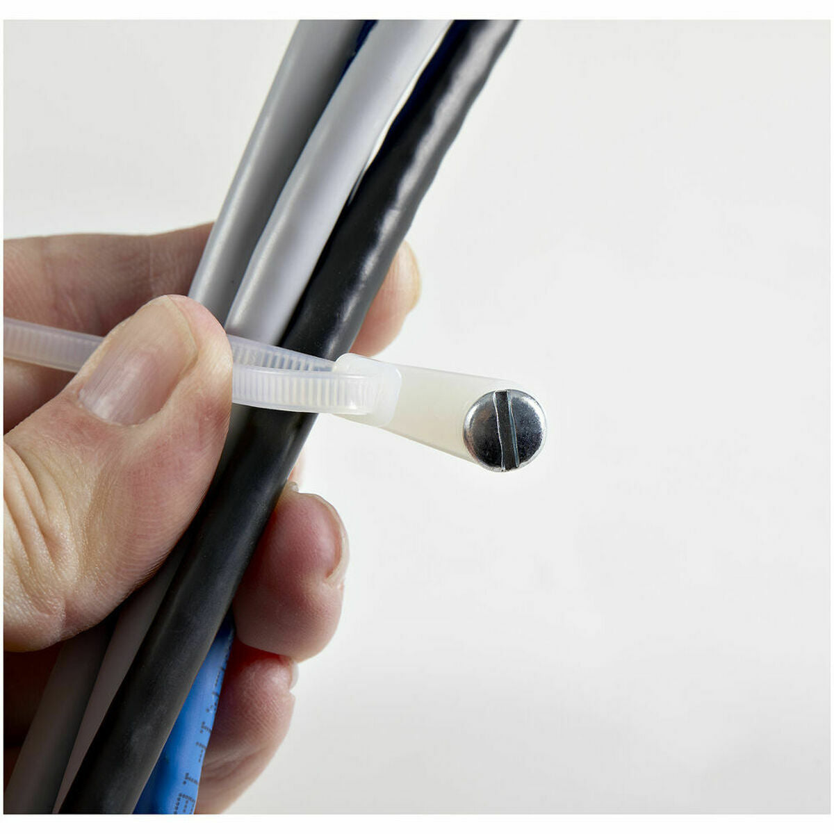 V4H2889C78FE478AEA146F0B98813633C69R3883590P3