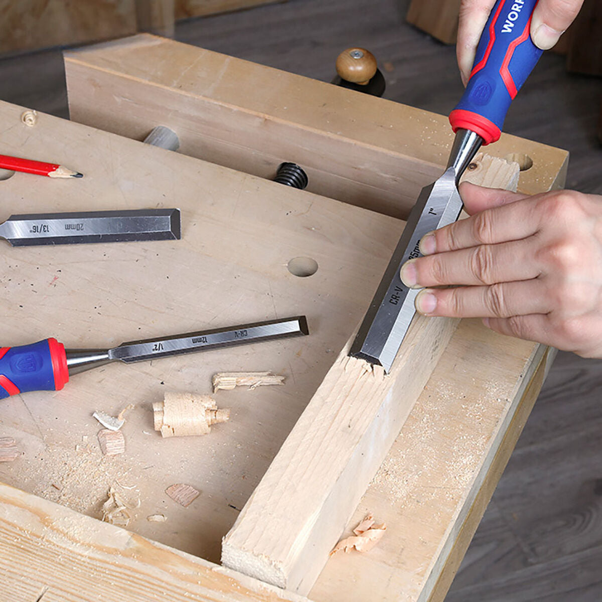 V4H6651C6779BD890320AA51DEA3049DD33R5323389P6