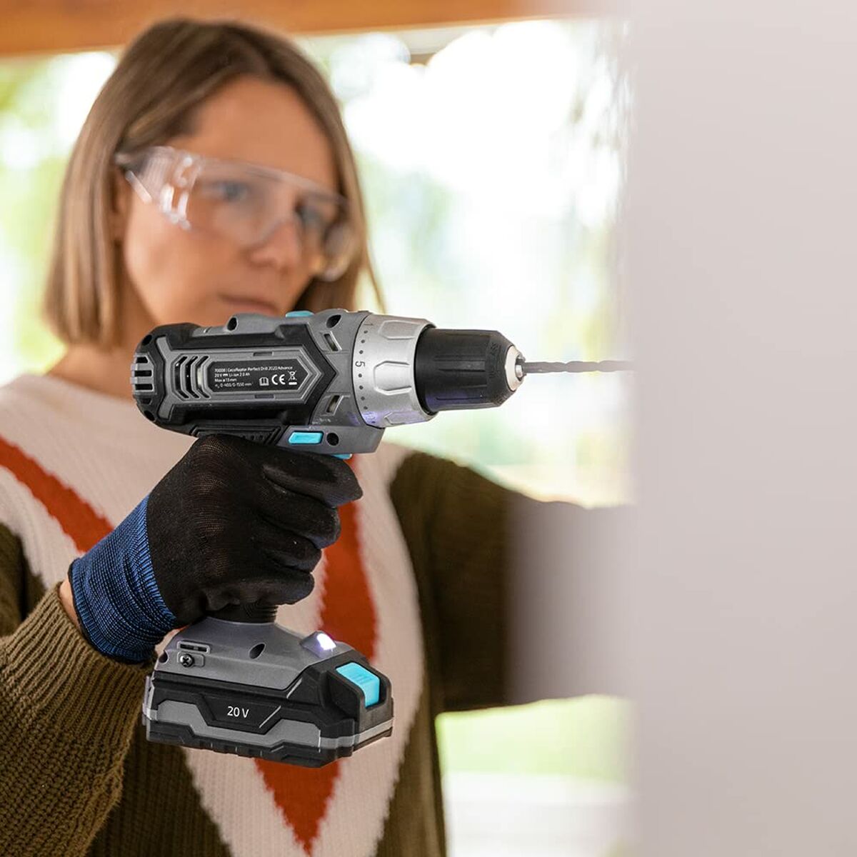 V5HC5CB888345B9A97344CC843432CA5815R3686531P5